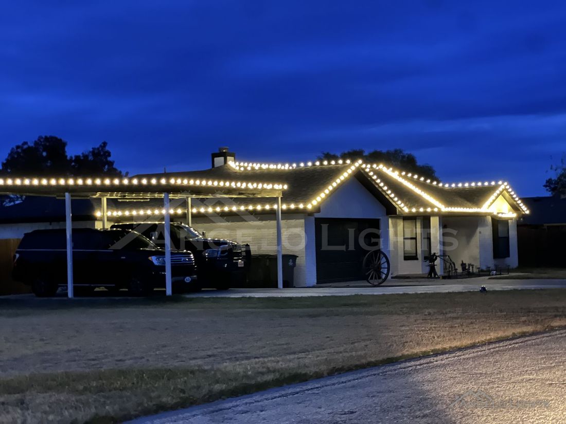 Example of a custom decorative lighting display